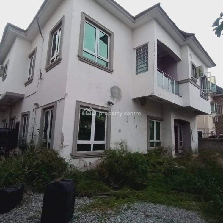 For Sale Distress 5 Bedroom Detached Duplex, Chevy View, Lekki, Lagos