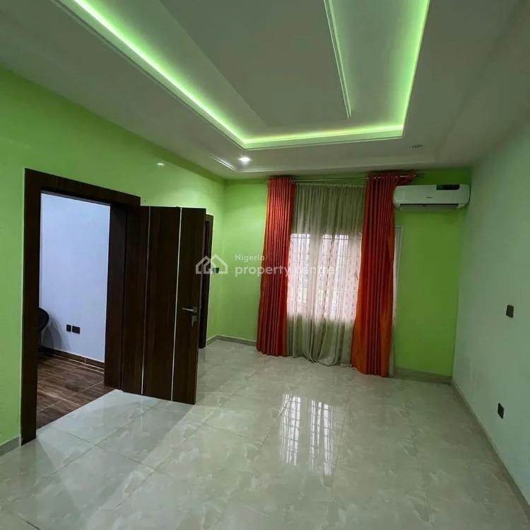 For Sale Luxury 3 Bedroom Terrace Duplex In A Gated Estate, Balham