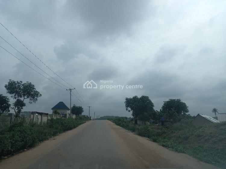 Well Located Dry Estate Duplex Land, Trademore Estate Road, Lugbe District, Abuja, Residential Land for Sale