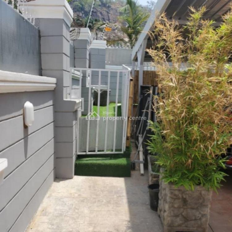 4 Bedrooms Beautiful Fully Detached Duplex, Opposite Gwarimpa, Dawaki, Abuja, Detached Duplex for Sale