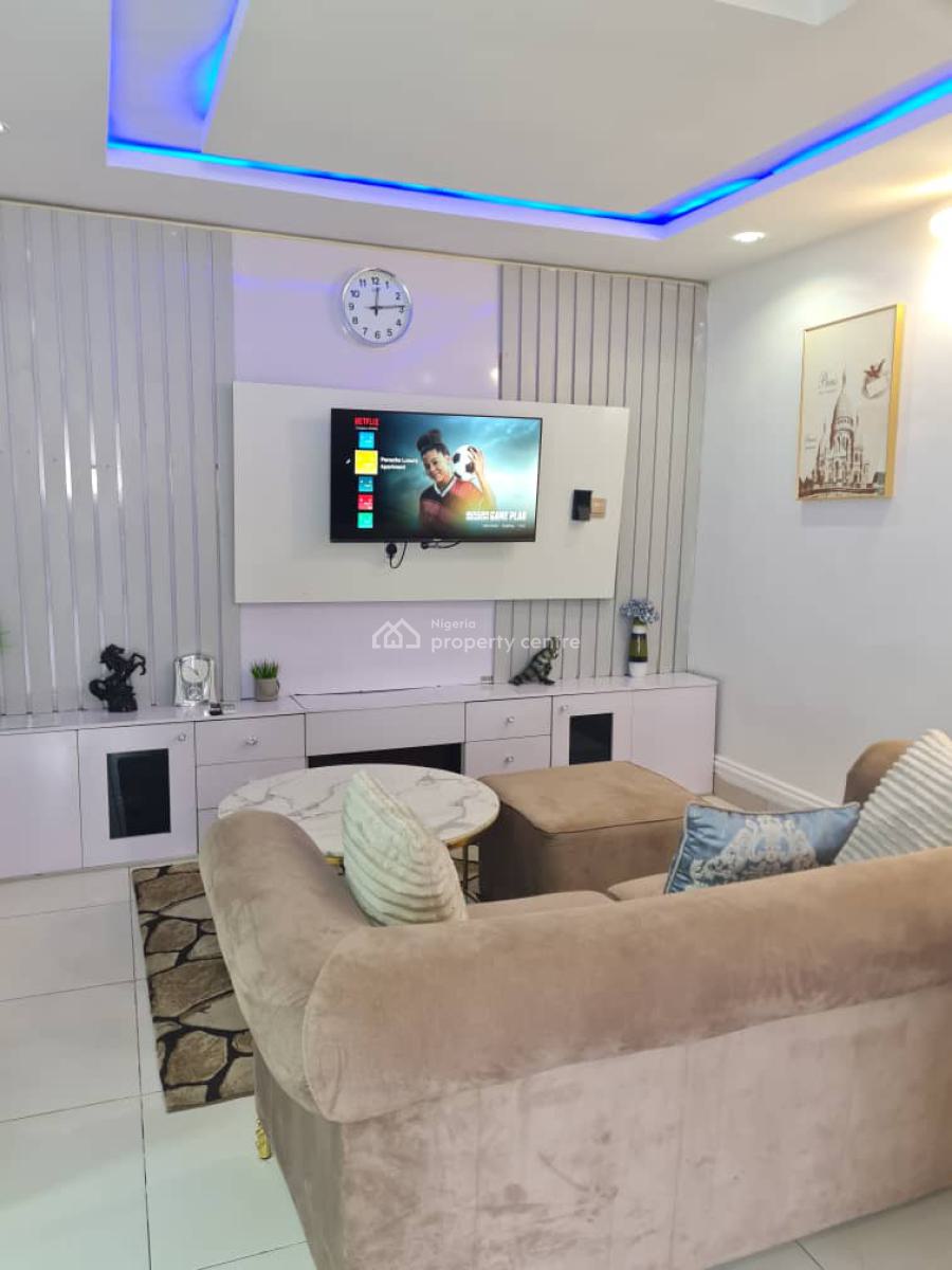 Luxurious One Bedroom Penthouse with City View, 1, Oremeta Street, Oregun, Ikeja, Lagos, Mini Flat (room and Parlour) Short Let