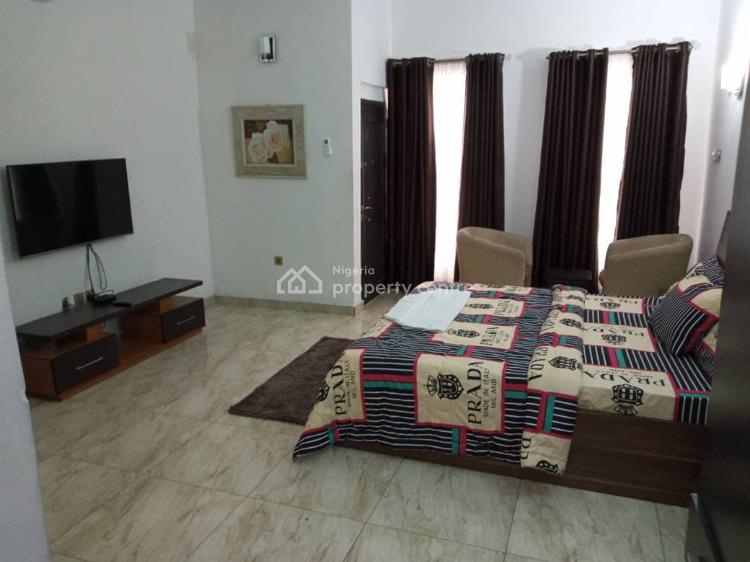 Luxurious 4 Bedrooms Duplex (for Video Skits, House Parties, Getaway), Chevron Area, Lekki Expressway, Lekki, Lagos, House Short Let