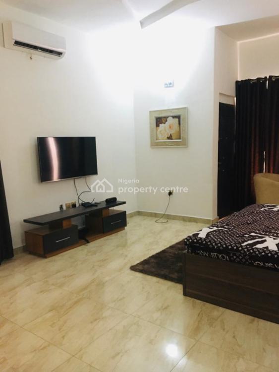 Luxurious 4 Bedrooms Duplex (for Video Skits, House Parties, Getaway), Chevron Area, Lekki Expressway, Lekki, Lagos, House Short Let