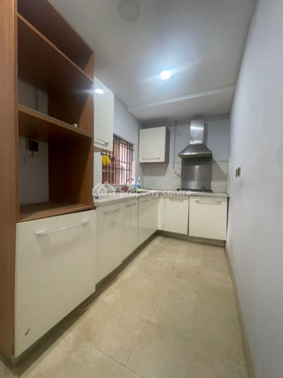 For Rent Executive Superb 2 Bedrooms Flat, Brown Road, Aguda, Surulere