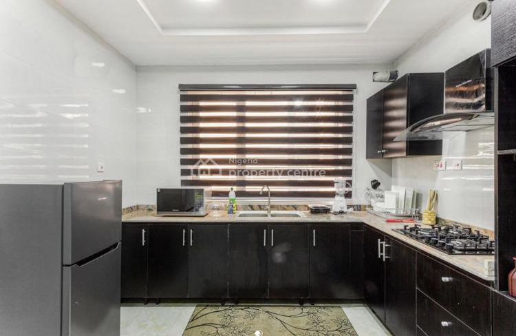 3 Bedroom Luxurious Apartment, White Sand, Lekki, Lagos, Flat / Apartment Short Let