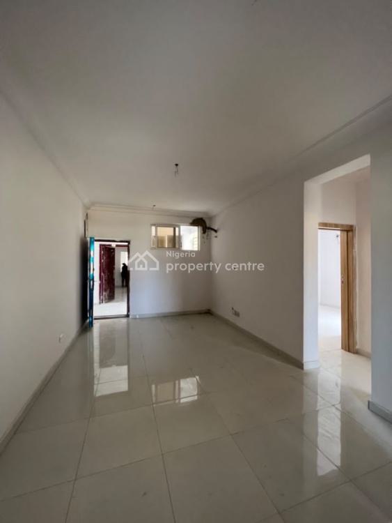 For Sale 2 Bedroom Apartment, Chevron, Lekki, Lagos 2 Beds, 2 Baths