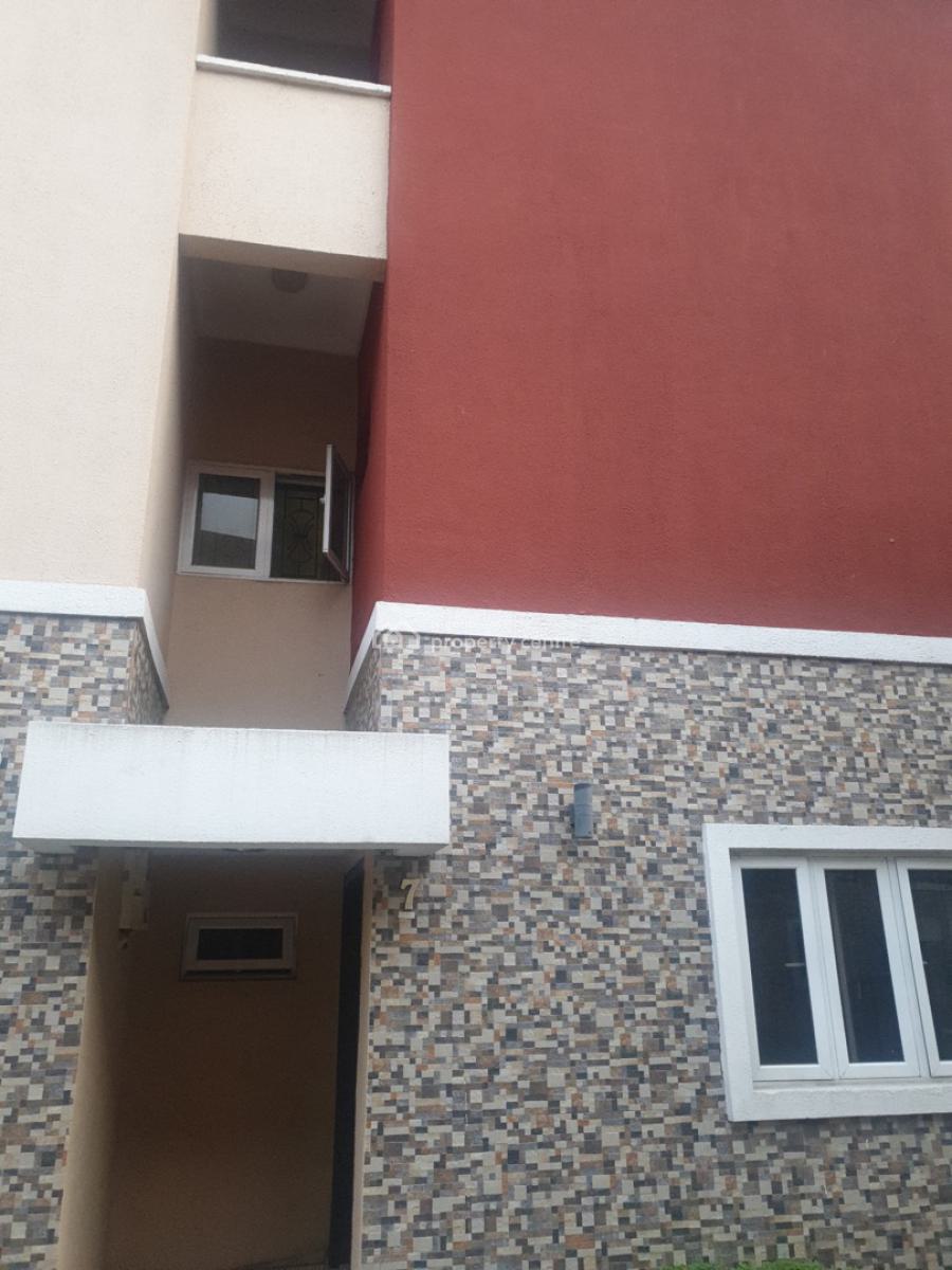 Luxury 3 Bedroom Terrace in a Private Estate Within an Estate, Osapa, Lekki, Lagos, Terraced Duplex for Rent
