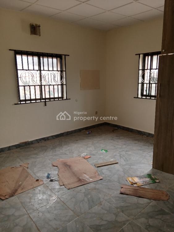 For Rent 3 Bedroom Flat Apartment, Off Ayo Alabi Street Okeira, Ogba