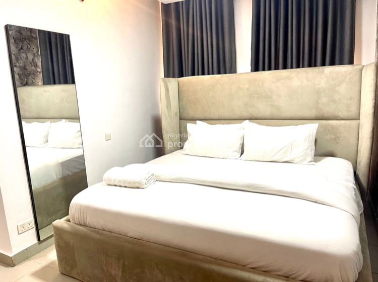 Luxury 3 Bedroom with Swimming Pool and Snooker Board, Victoria Island (vi), Lagos, Flat / Apartment Short Let