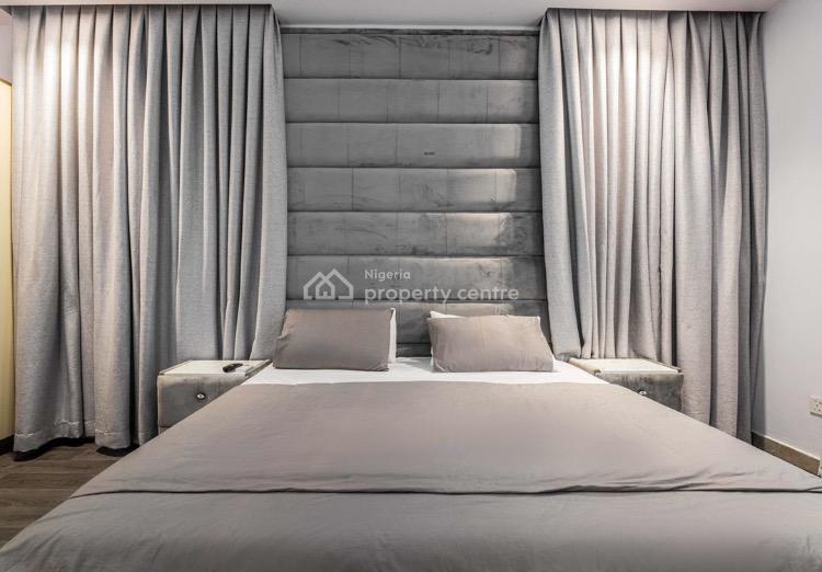 Exquisite 1 Bedroom Apartment with Balcony, Victoria Island (vi), Lagos, Flat / Apartment Short Let