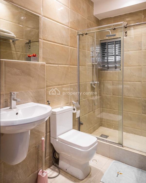 Exquisite 1 Bedroom Apartment with Balcony, Victoria Island (vi), Lagos, Flat / Apartment Short Let