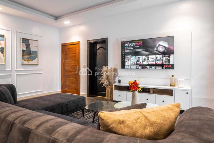 Exquisite 1 Bedroom Apartment with Balcony, Victoria Island (vi), Lagos, Flat / Apartment Short Let