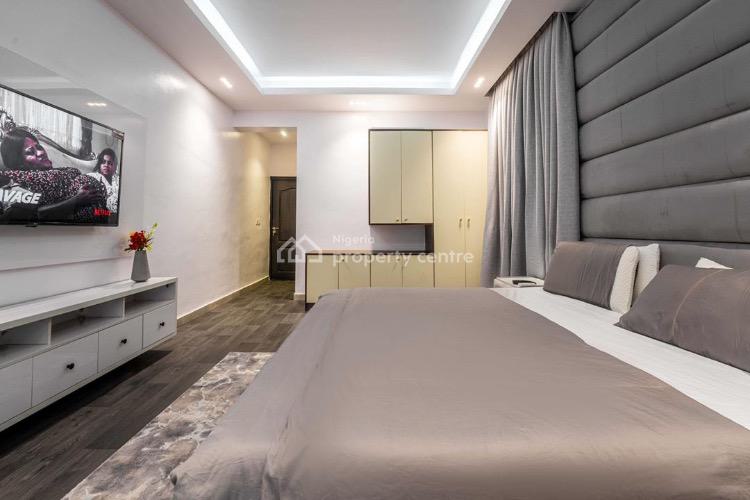 Exquisite 1 Bedroom Apartment with Balcony, Victoria Island (vi), Lagos, Flat / Apartment Short Let