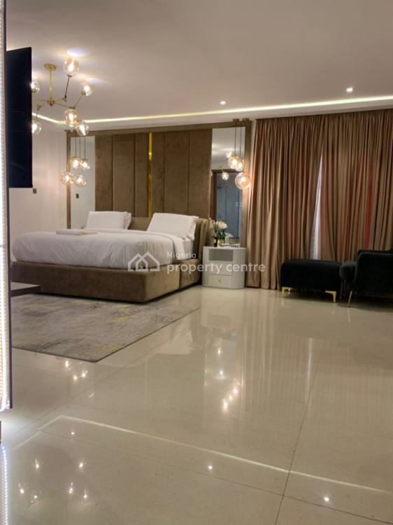 Nice 3 Bedroom Apartment, Lekki Phase 1, Lekki, Lagos, Flat / Apartment Short Let