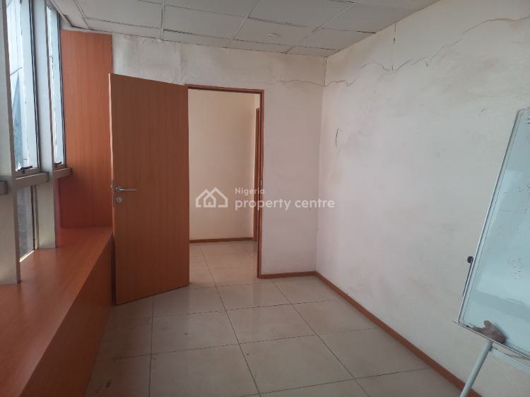 For Rent Serviced 43sqm Office Space With Generator, Toilet., Off