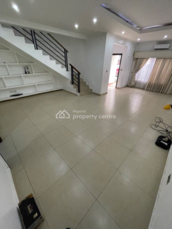 For Rent Well Maintained 4 Bedroom Luxury Terrace Duplex With Bq