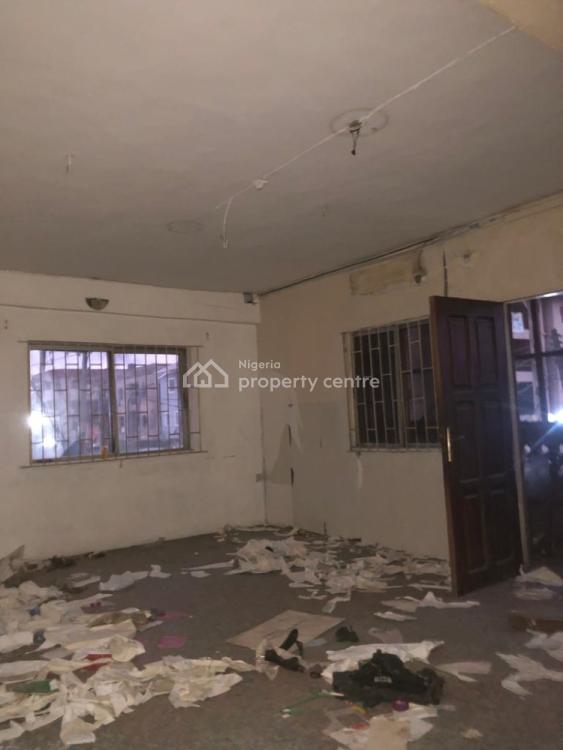 For Rent Spacious 3 Bedroom Flat With 2 Balconies, Prepaid Meter