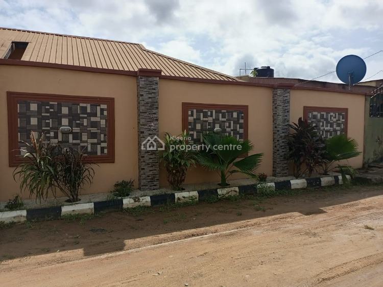 For Sale 4 Bedroom Bungalow On Full Plot Of Land Fence And Gate