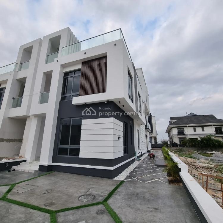 For Sale Luxury 5 Bedrooms House Plus Pent House, Swimming Pool