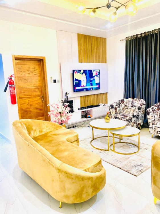 Luxurious 1 Bedroom Apartment, Kemi Adefuke Close, Iyana Ipaja, Ipaja, Lagos, Flat / Apartment Short Let