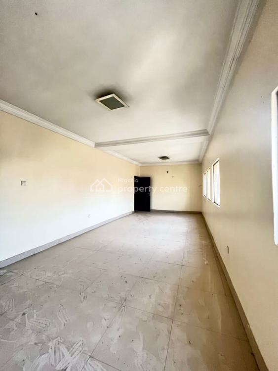 For Sale A Plaza Of 34 Units Space, Close To Shehu Yar’adu Expressway