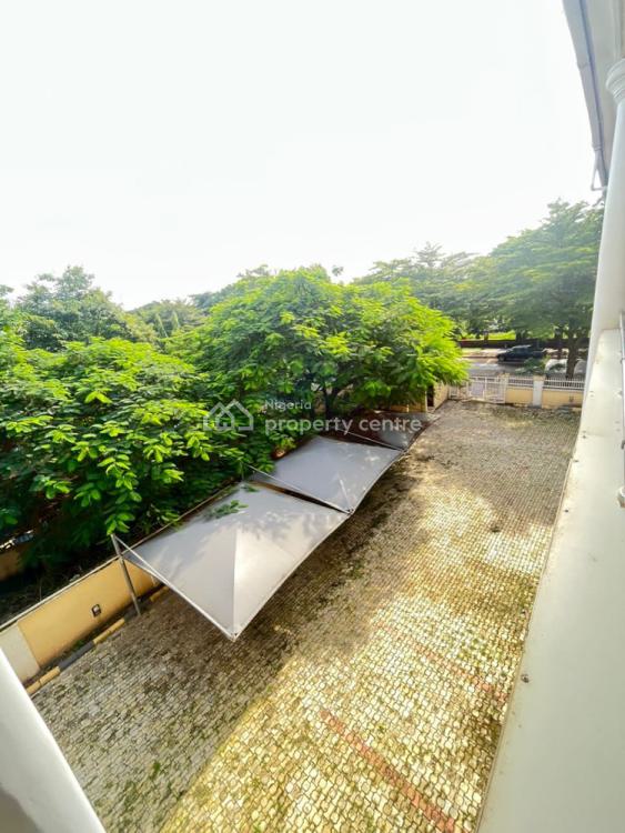 For Sale A Plaza Of 34 Units Space, Close To Shehu Yar’adu Expressway