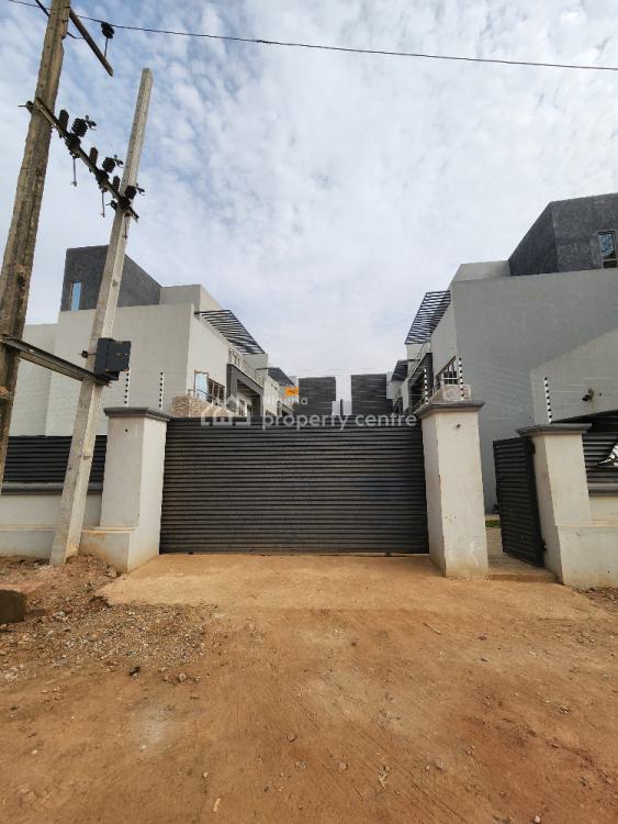 Lovely 4 Bedrooms Terraced Duplexes in a Fantastic Location, Durumi, Abuja, Terraced Duplex for Sale