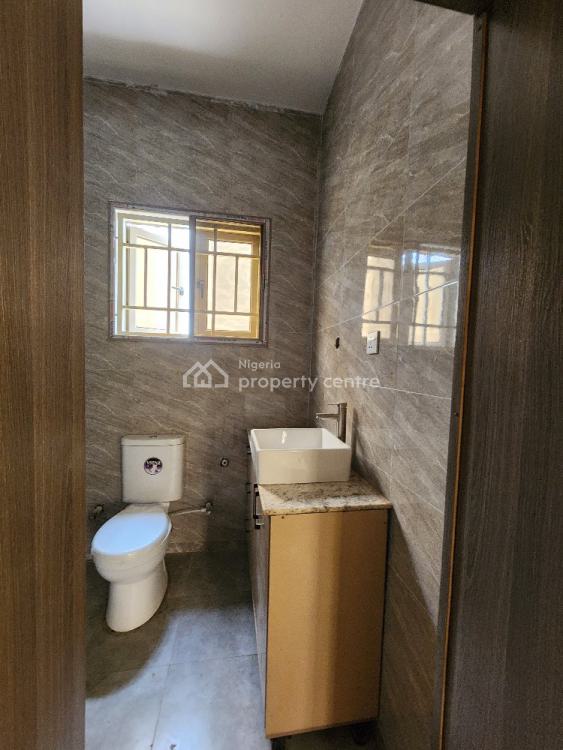 Lovely 4 Bedrooms Terraced Duplexes in a Fantastic Location, Durumi, Abuja, Terraced Duplex for Sale