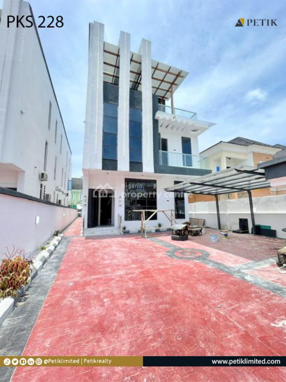 For Sale Modern Contemporary Styled 5 Bedroom Fully Detached Duplex