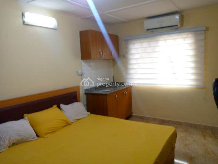 Short Let Standard Studio Apartment, Baba Yusuf Close, Off Makinde