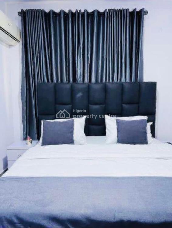 3 Bedroom Apartment with Pool, Lekki Phase 1, Lekki, Lagos, Flat / Apartment Short Let