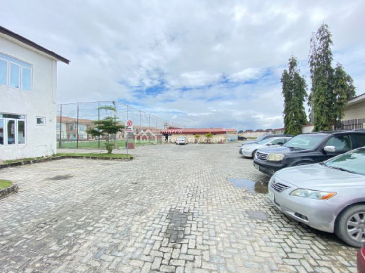 For Sale 2 Bedrooms Terraced Bungalow, South Pointe Estate, Lekki