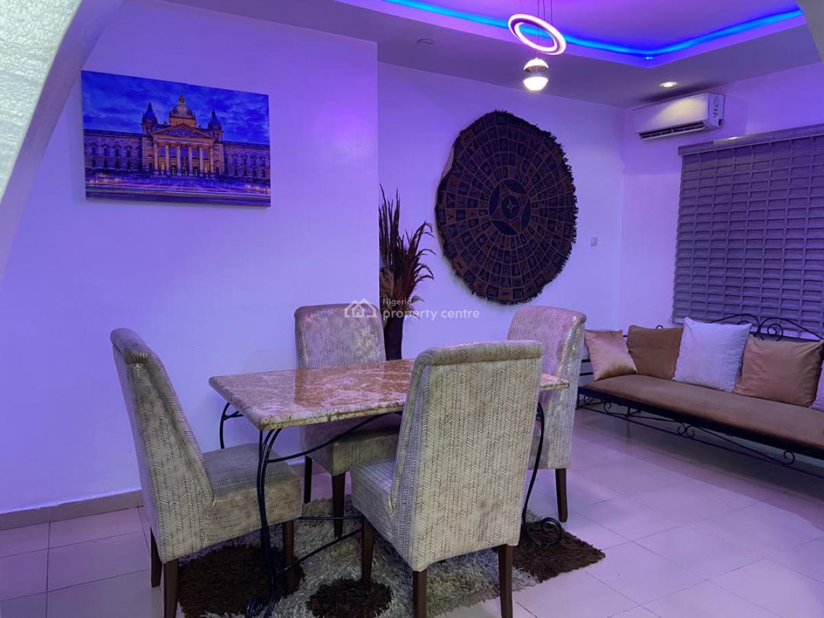 Beautiful 3 Bedrooms Apartment, Gra Phase 2, Magodo, Lagos, Flat / Apartment Short Let