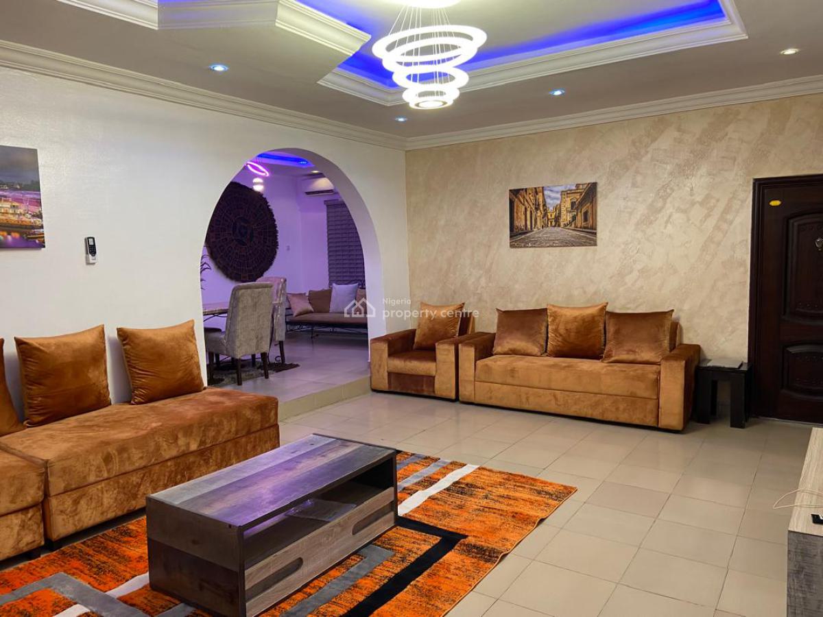 Beautiful 3 Bedrooms Apartment, Gra Phase 2, Magodo, Lagos, Flat / Apartment Short Let