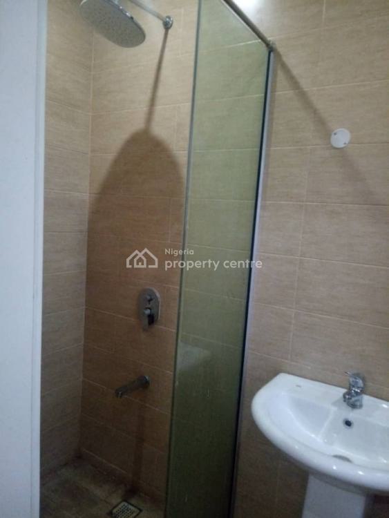 Lovely 3 Bedroom Flat Inside an Estate, Anthony, Maryland, Lagos, Flat / Apartment for Rent