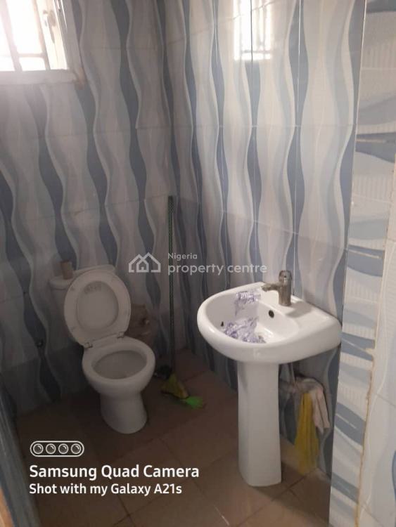 For Rent Standard 2 Bedroom Flat, Kings Bay Court, Ikota, Lekki, Lagos