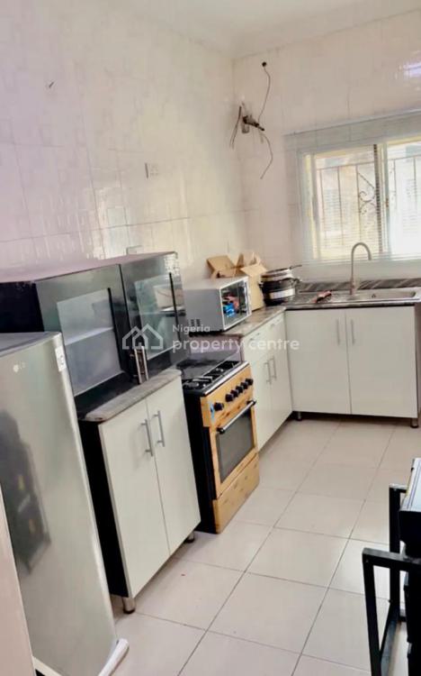2 Bedroom Apartment, Lekki Phase 1, Lekki, Lagos, Flat / Apartment Short Let