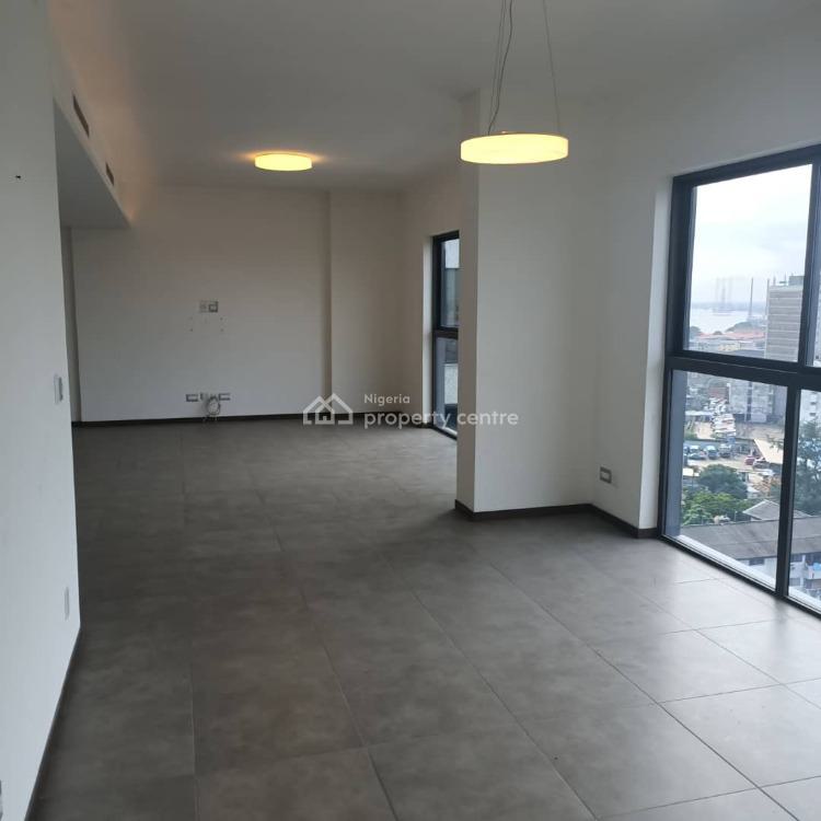 For Rent Waterfront Two Bedrooms Penthouse Apartment, Banana Island, Ikoyi, Lagos 2 Beds, 3