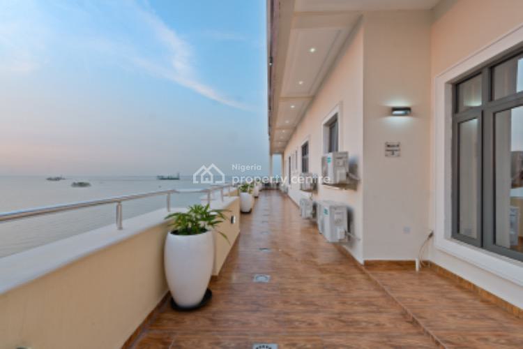 Photo inspiration: Fresh Look at Short Let Luxury 3 Bedroom Penthouse With Waterfront View Swimming