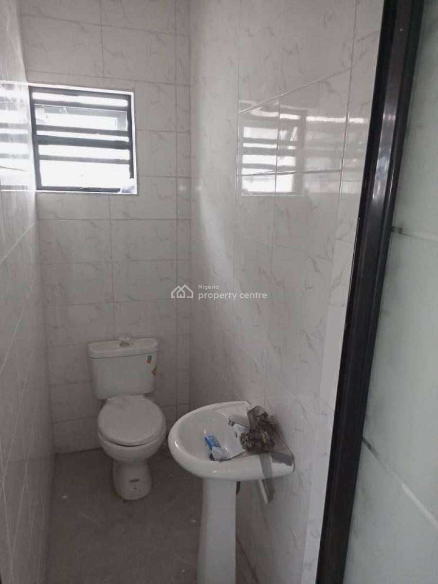 Recently Built 2 Bedroom Detached Duplex in a Private Compound, Oxford Drive, Valley View Estate, Olu Odo Road, Ebute, Ikorodu, Lagos, Detached Duplex for Rent