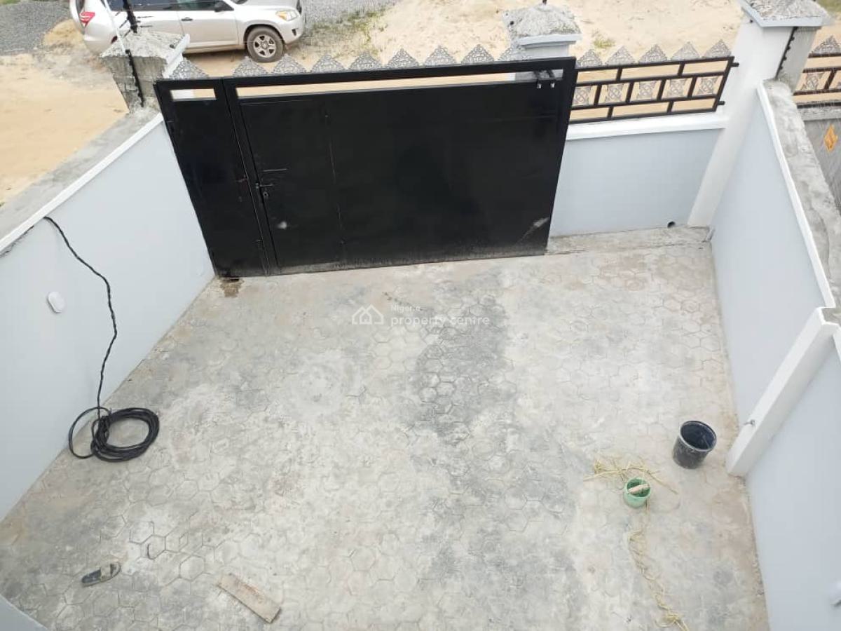 Recently Built 2 Bedroom Detached Duplex in a Private Compound, Oxford Drive, Valley View Estate, Olu Odo Road, Ebute, Ikorodu, Lagos, Detached Duplex for Rent