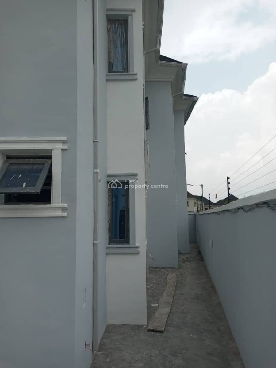 Recently Built 2 Bedroom Detached Duplex in a Private Compound, Oxford Drive, Valley View Estate, Olu Odo Road, Ebute, Ikorodu, Lagos, Detached Duplex for Rent