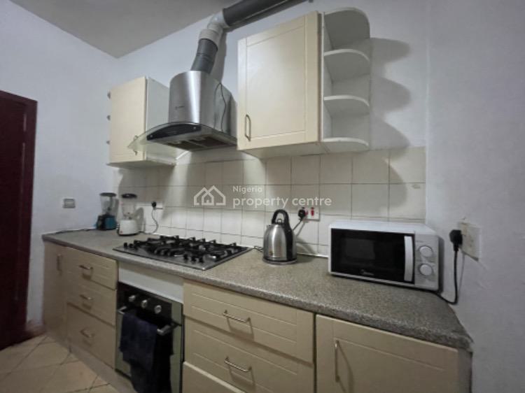 Tastefully Finished 3 Bedroom Apartment, Samanthas Court, Lekki Phase 1, Lekki, Lagos, Flat / Apartment Short Let