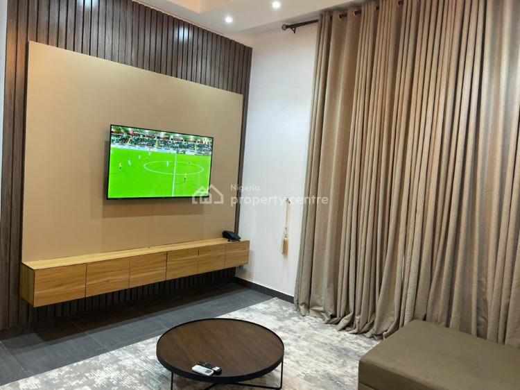 1 Bedroom Apartment, Lekki, Lagos, Mini Flat (room and Parlour) Short Let