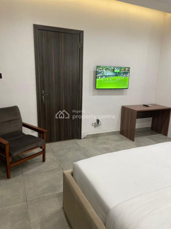 1 Bedroom Apartment, Lekki, Lagos, Mini Flat (room and Parlour) Short Let