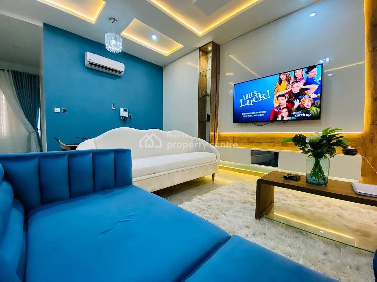 Tastefully Finished, Serviced 3 Bedrooms Terraced Duplex in a Secured Estate, Ikate, Lekki, Lagos, Terraced Duplex Short Let