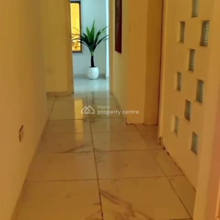 For Rent Luxury Magnificent Waterfront Apartment, Okunajah, By