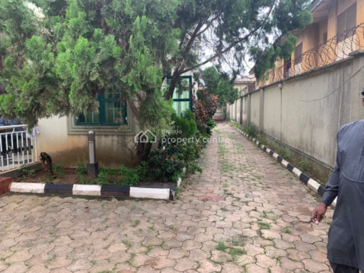 For Sale A Spacious 6 Bedroom Duplex With Ample Parking Space, Omobola