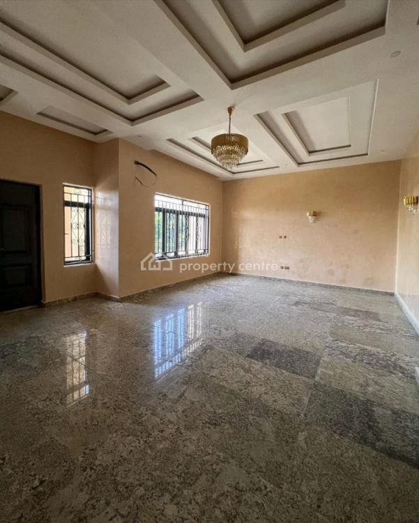 For Sale 8 Bedroom House, Gwarinpa, Abuja 8 Beds, 9 Baths Nigeria