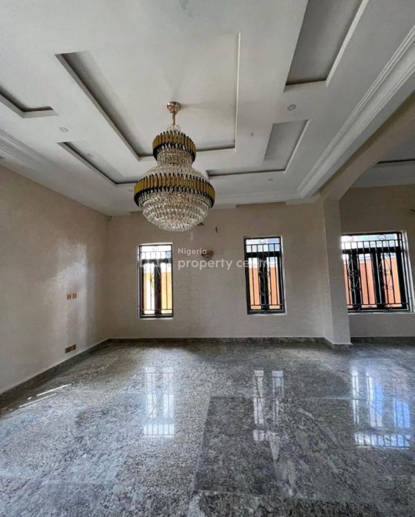 For Sale 8 Bedroom House, Gwarinpa, Abuja 8 Beds, 9 Baths Nigeria